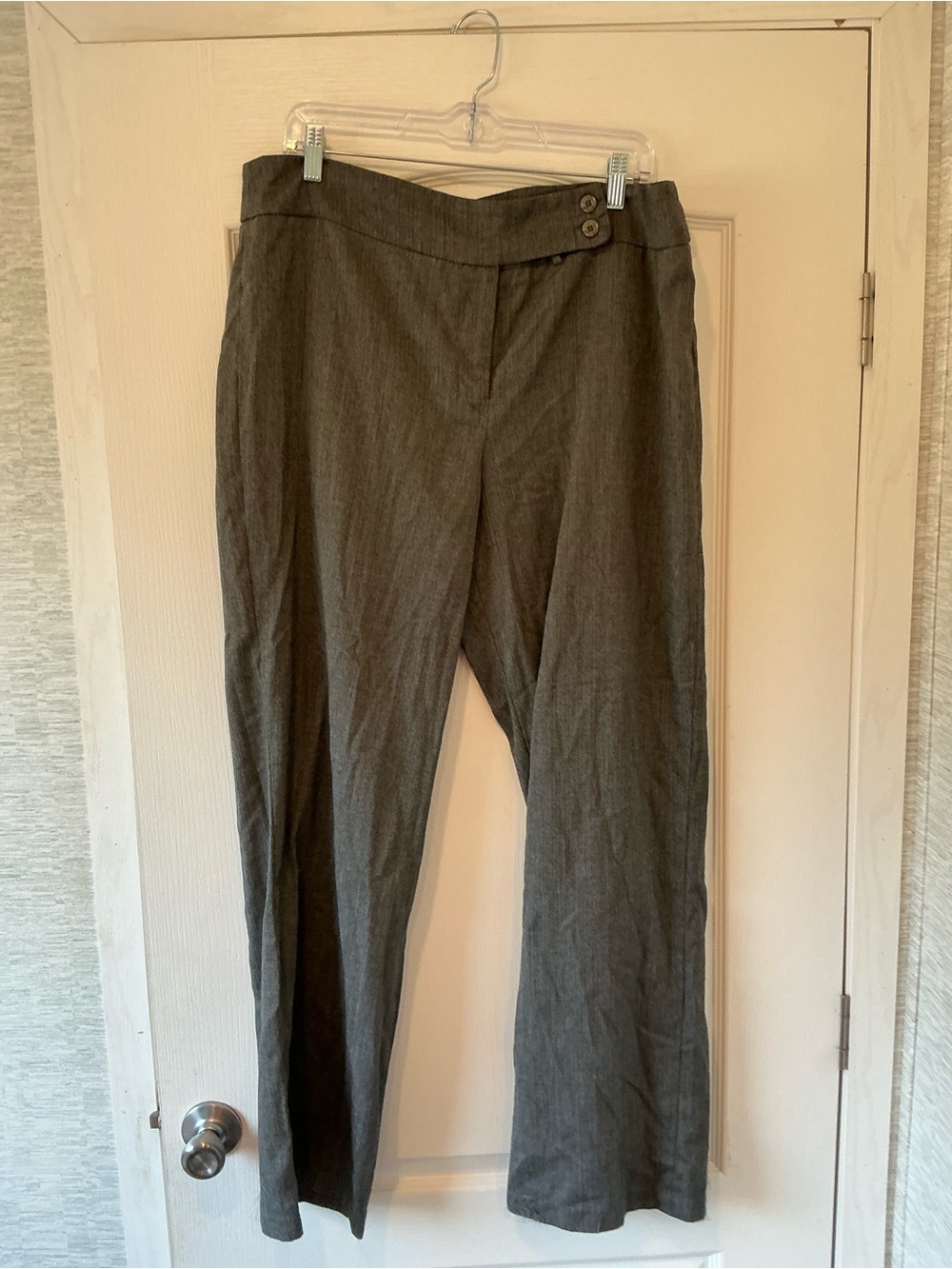Gloria Vanderbilt Gray Straight-Leg Women's Trousers 16 Euc